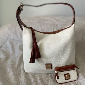 Dooney & Bourke Pebble Grain Paige Sac